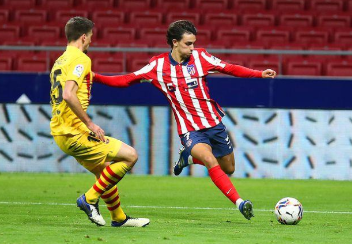  马赛新援桑切斯首秀破门助球队登顶积分榜  