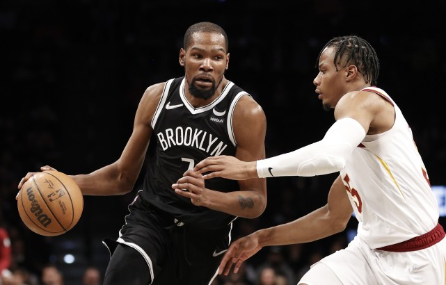  布伦森关键球连得8分尼克斯末节逆转击败步行者